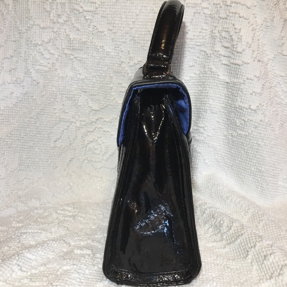 Simply Vera Vera Wang Top Handle Satchel Handbag - Picture 7 of 14